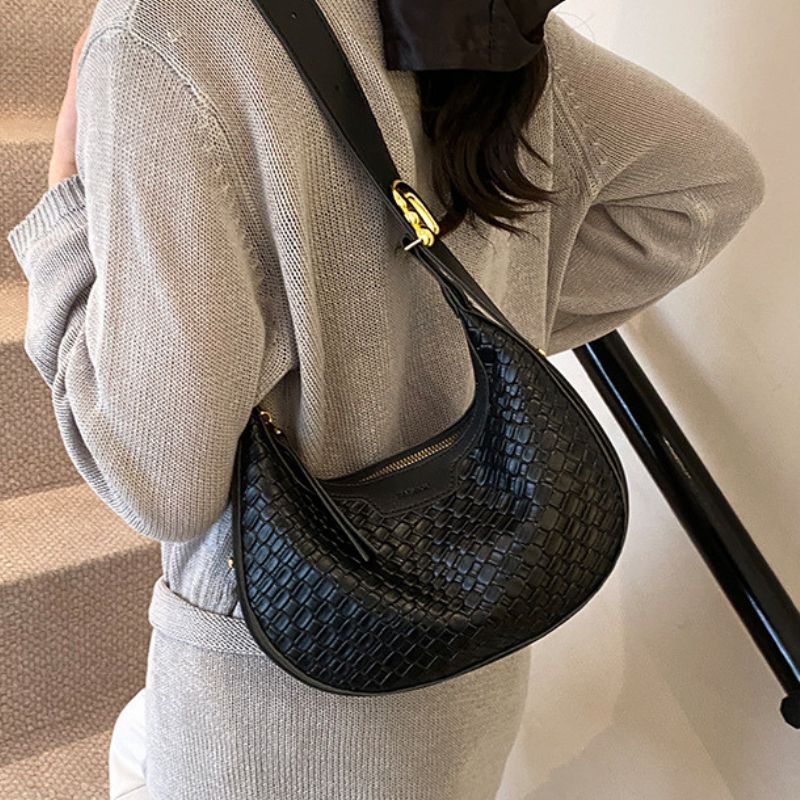 Retro Crescent Handbag for Women – Elegant Dumpling Shoulder & Underarm Bag