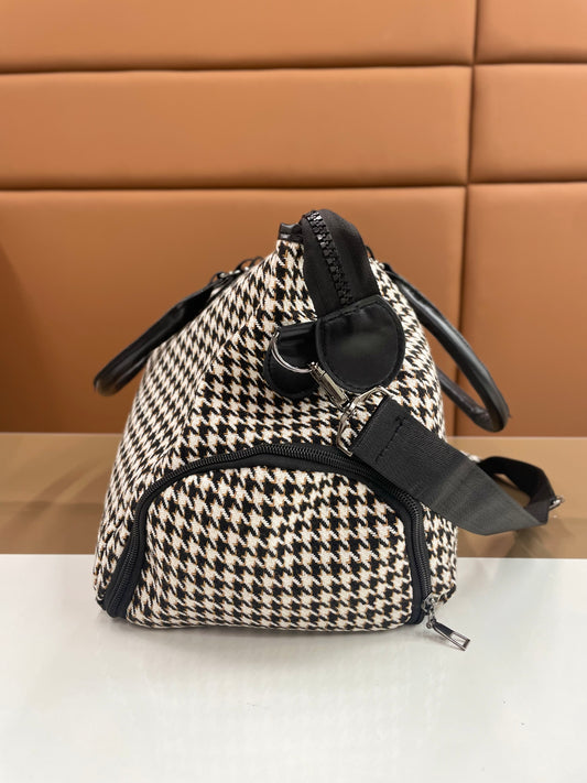 Versatile Travelling & Gym Bag with Long Adjustable Belt