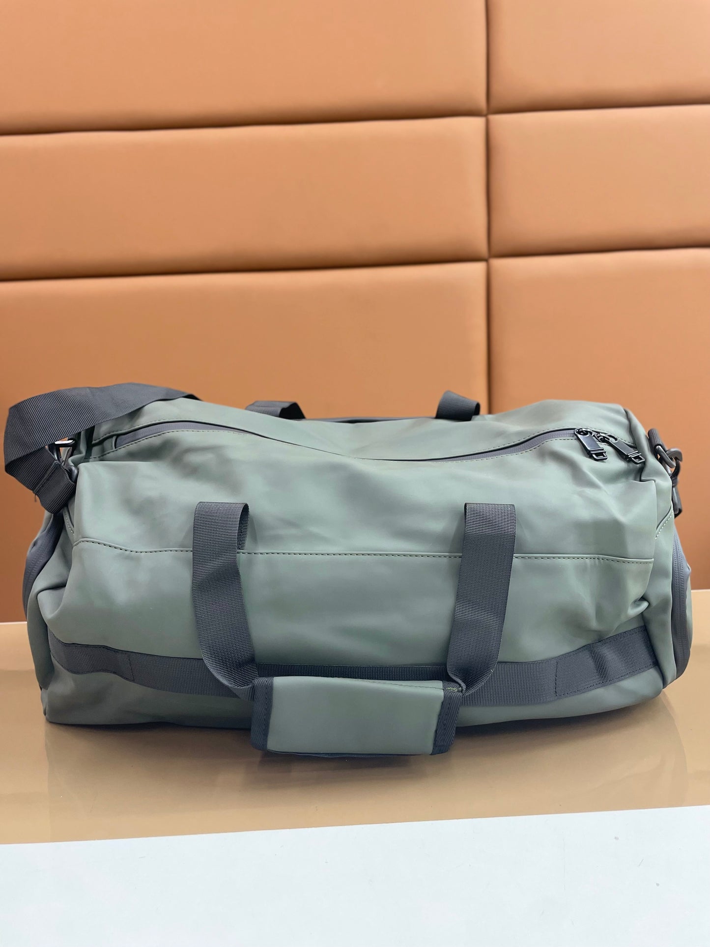 Men's Fitness Sports Large Capacity Luggage Backpack Bag