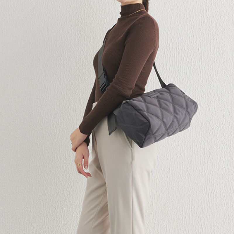 New Versatile Style Lightweight Women Shoulder Bag