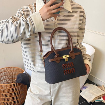 New Fashionable Style Trendy And Versatile Small Hand Bag