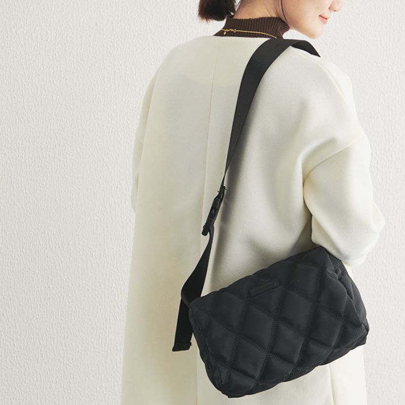 New Versatile Style Lightweight Women Shoulder Bag