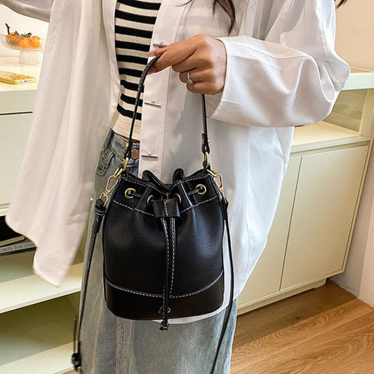 High-Quality Texture Women Bucket Splicing Handbag - Define your Purpose