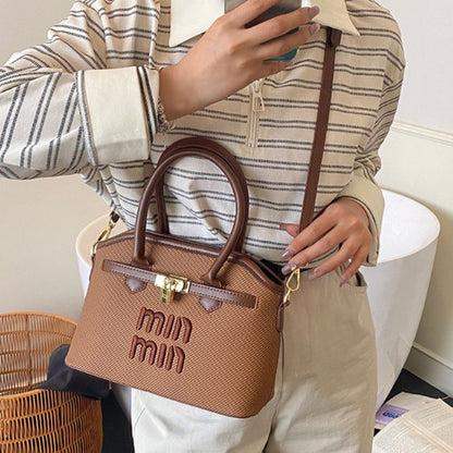 New Fashionable Style Trendy And Versatile Small Hand Bag