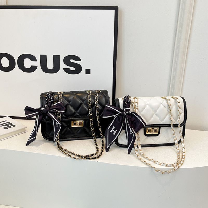 Women Autumn Style Diamond Chain Shoulder Bag