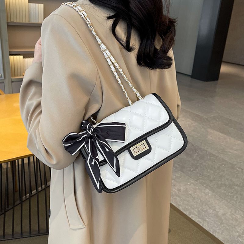 Women Autumn Style Diamond Chain Shoulder Bag