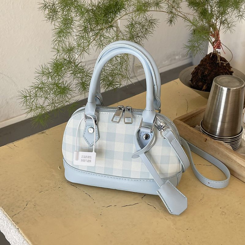 Elegant Checkered Shoulder Bag – Trendy Women's Crossbody Handbag