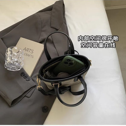 Women's Handbag 2026 New Style – High-End Retro Fashion Bag