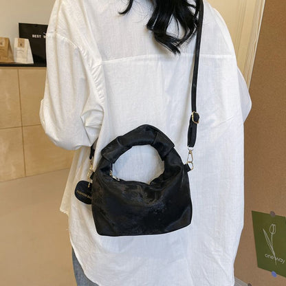 Lightweight Fashion Chic Women's Shoulder & Crossbody Dumpling Bag