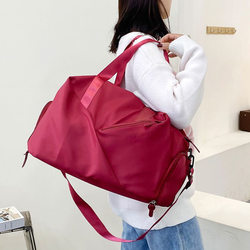Wet & Dry Separation Travel Duffel Bag  Handheld Gym & Weekend Bag For Men & Women