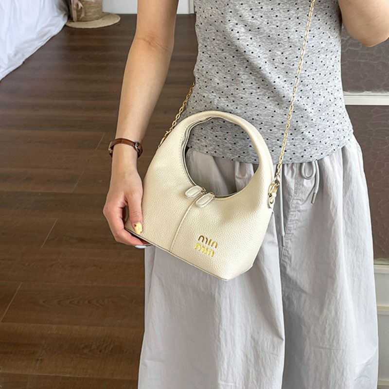 Luxury Patent Leather Dumpling Bag – Retro Style Women's Fashion Handbag