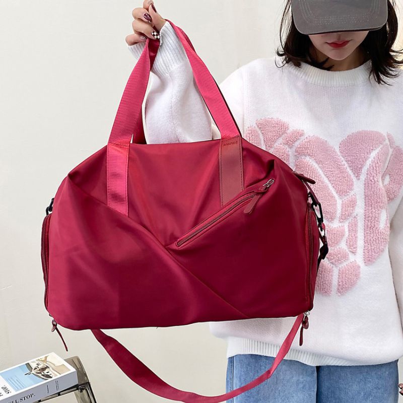 Wet & Dry Separation Travel Duffel Bag  Handheld Gym & Weekend Bag For Men & Women