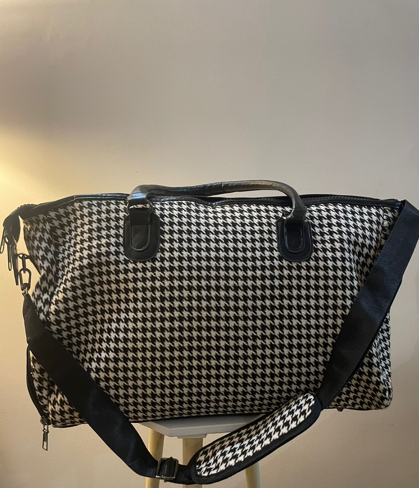 Versatile Travelling & Gym Bag with Long Adjustable Belt