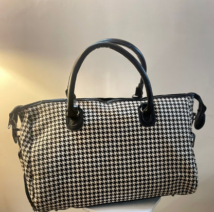 Versatile Travelling & Gym Bag with Long Adjustable Belt